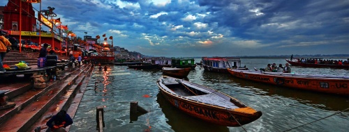 The Kashi Vishwanath Anna Kshetra is now open for the pilgrims