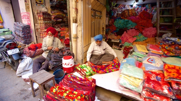 Amritsar market shopping