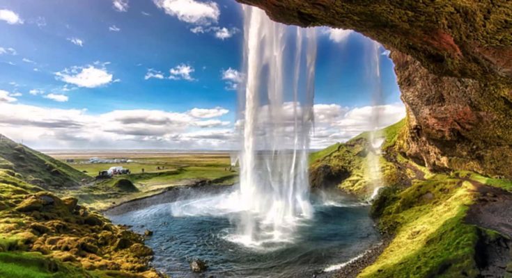 Top 10 biggest and greatest waterfalls of the world!