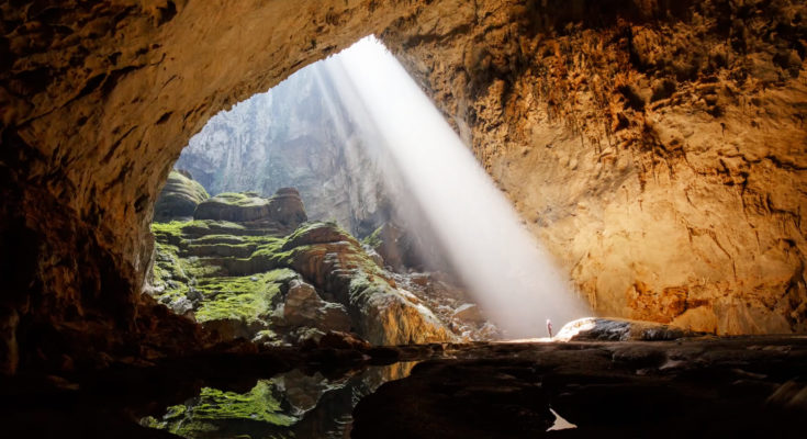 Biggest and largest cave in the world