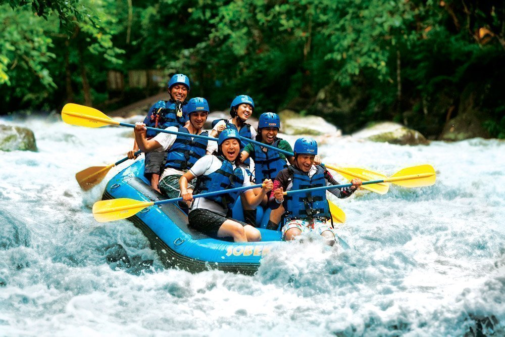 Spectacular places to go for River Rafting in India