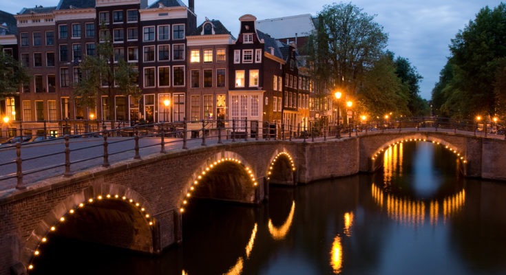 The Ultimate Amsterdam Travel Guide - What to See, Do, Costs, & Ways to Save